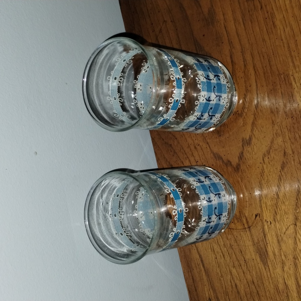 Vintage Glasses - Picture 2 of 4